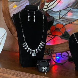 Black/White/Clear Beaded Bib Necklace and Earrings Set